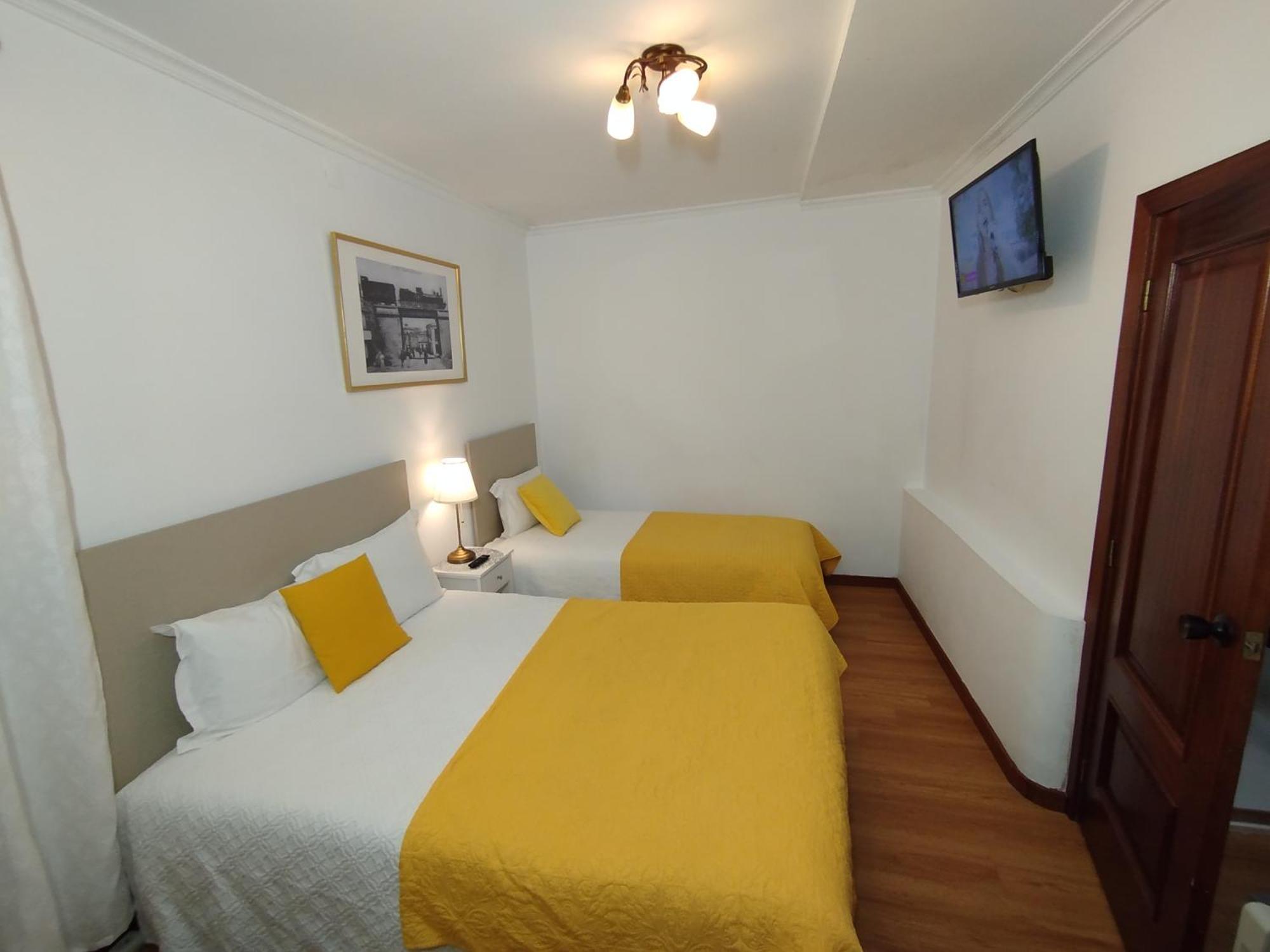 Al - Casa 42 Hotel Monção Eksteriør billede